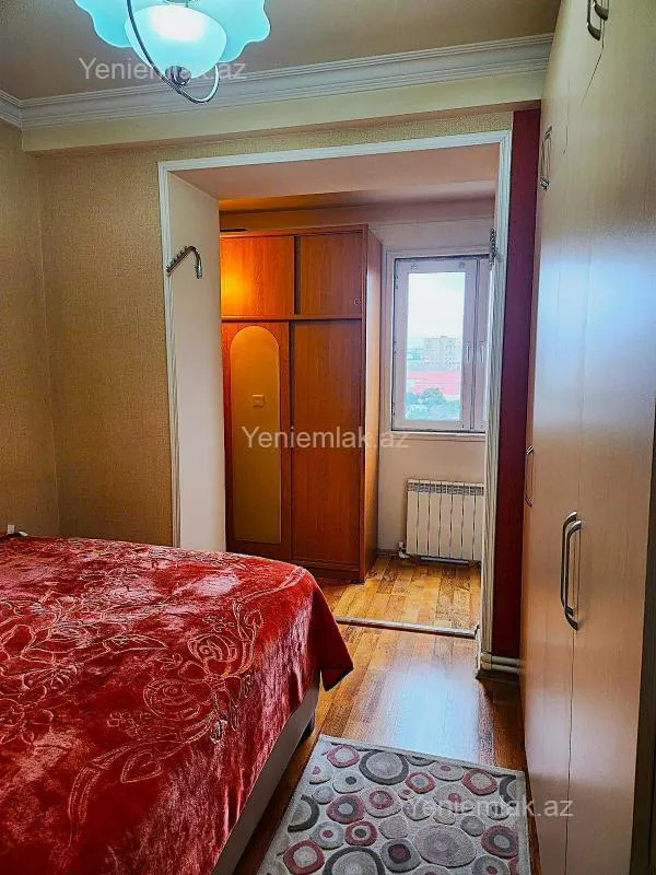 Satılır 3 otaqlı köhnə tikili 85 m²
