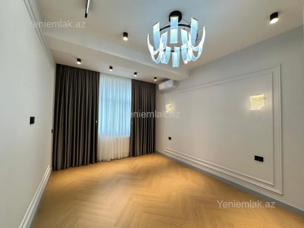 Satılır 4 otaqlı yeni tikili 117 m²