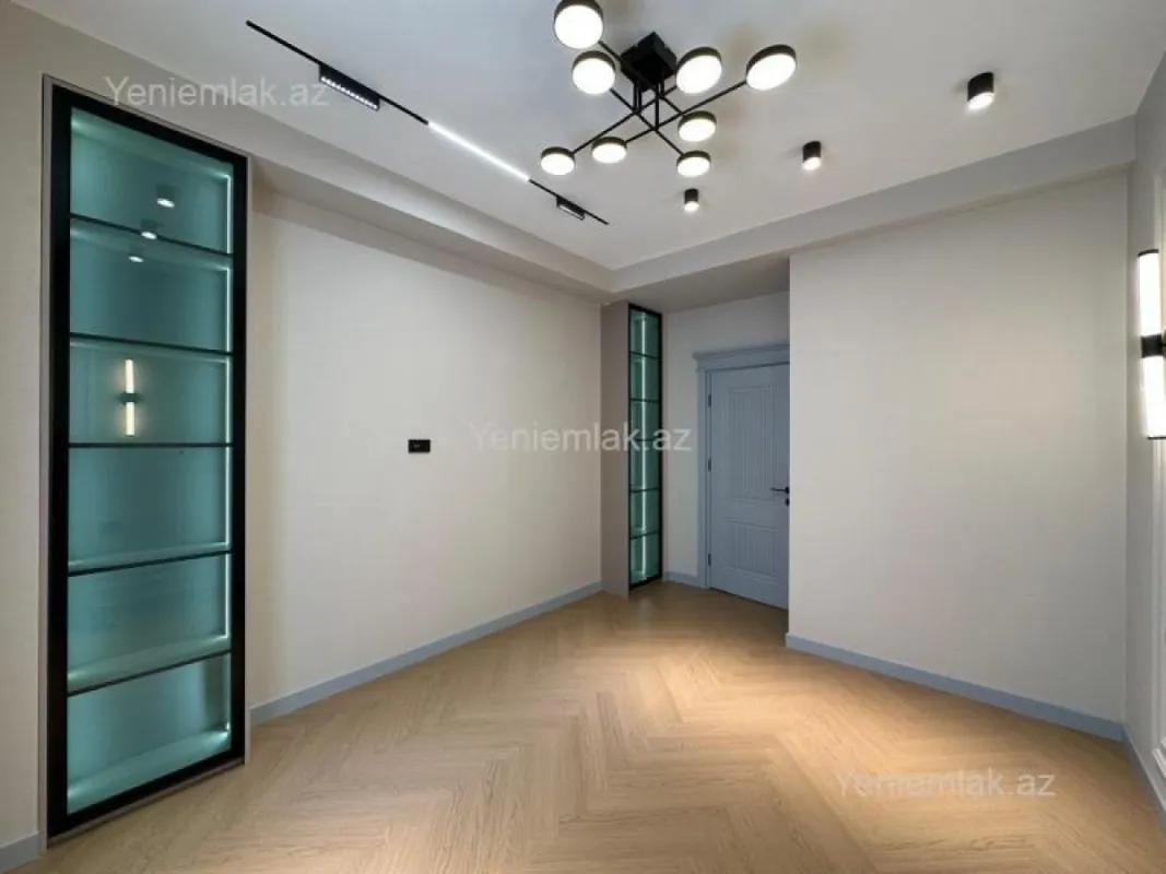 Satılır 4 otaqlı yeni tikili 117 m²