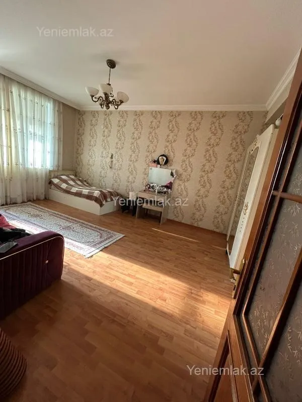 Satılır 3 otaqlı yeni tikili 110 m²