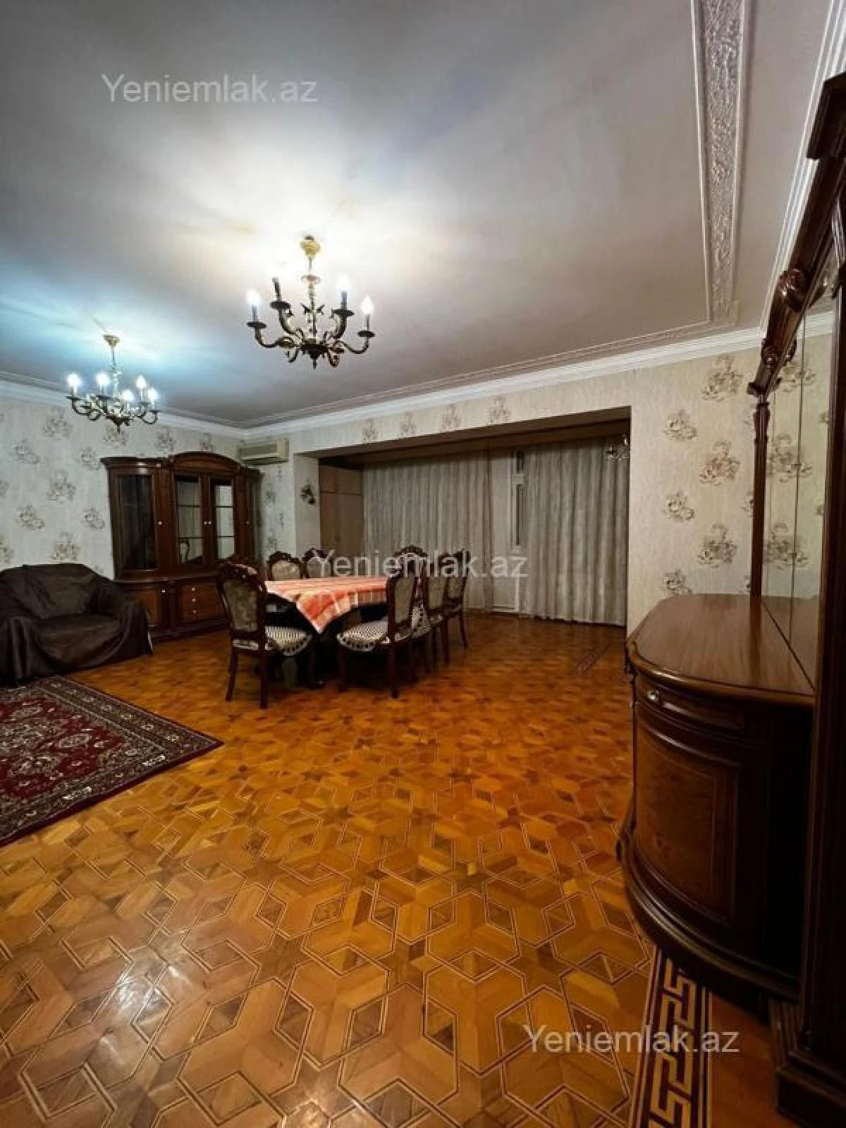 Satılır 2 otaqlı köhnə tikili 75 m²
