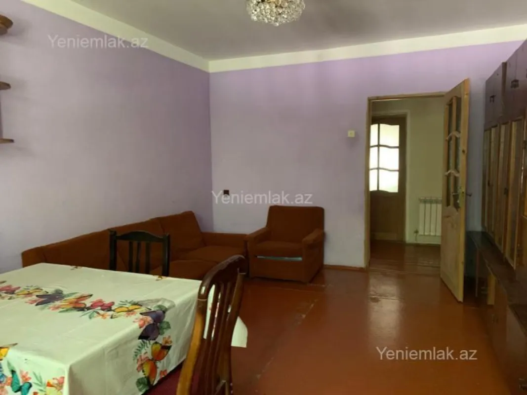 Satılır 3 otaqlı köhnə tikili 68 m²