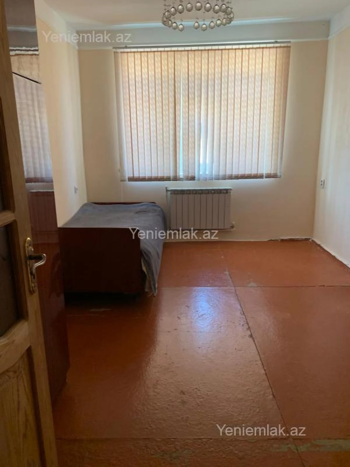 Satılır 3 otaqlı köhnə tikili 68 m²