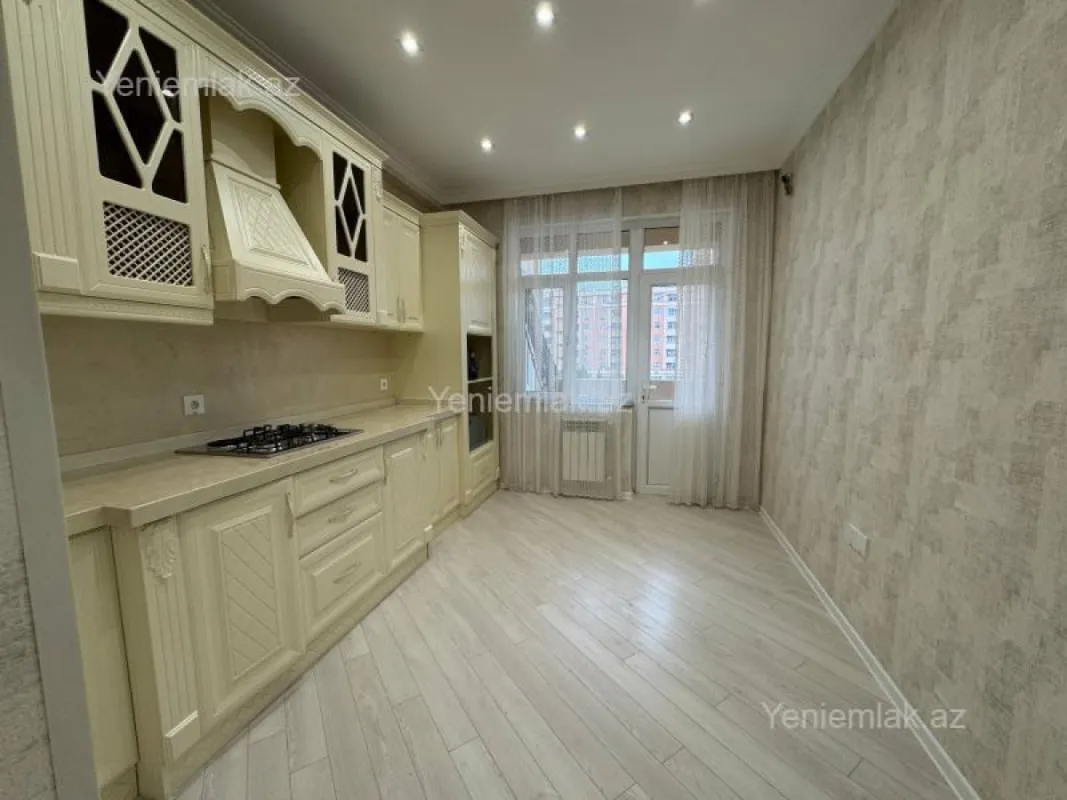 Satılır 3 otaqlı yeni tikili 90 m²