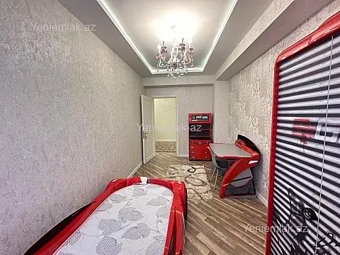 Satılır 3 otaqlı yeni tikili 130 m²