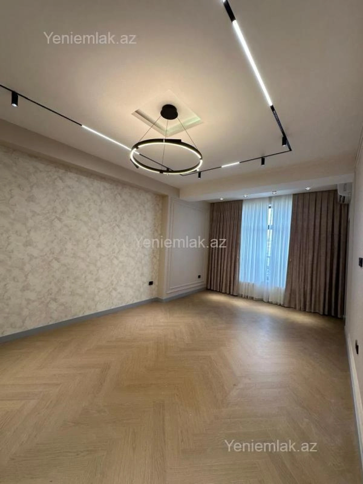 Satılır 3 otaqlı yeni tikili 85 m²