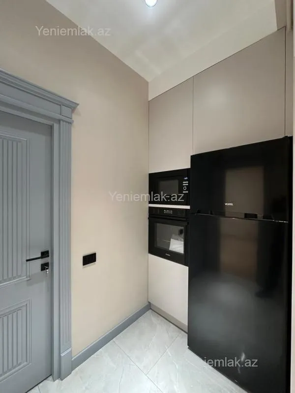 Satılır 3 otaqlı yeni tikili 85 m²