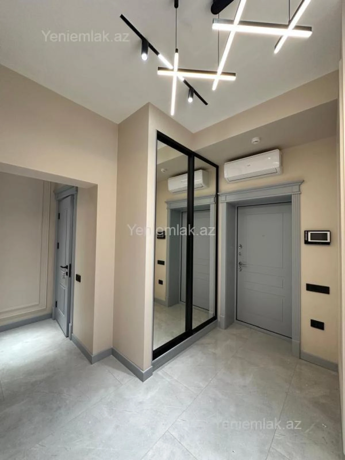 Satılır 3 otaqlı yeni tikili 85 m²