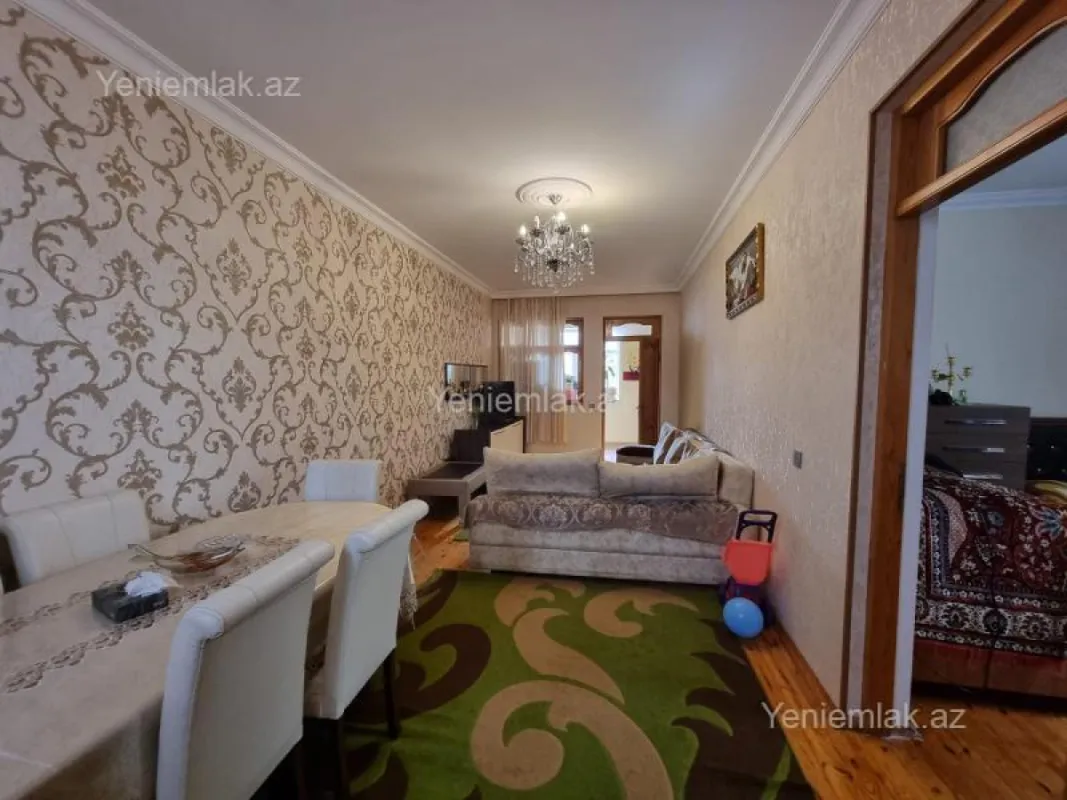 Satılır 4 otaqlı həyət evi 120 m²