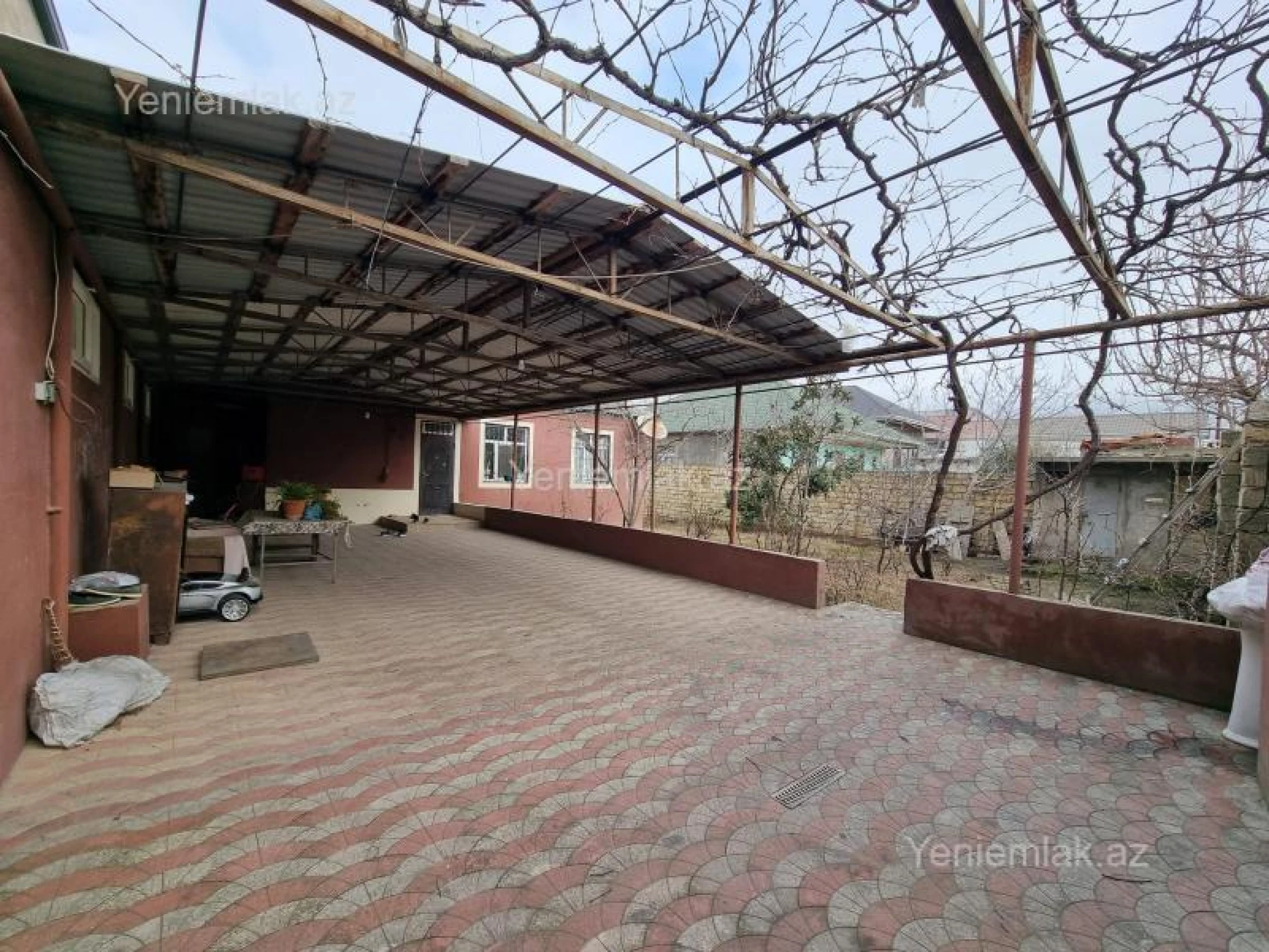 Satılır 4 otaqlı həyət evi 120 m²