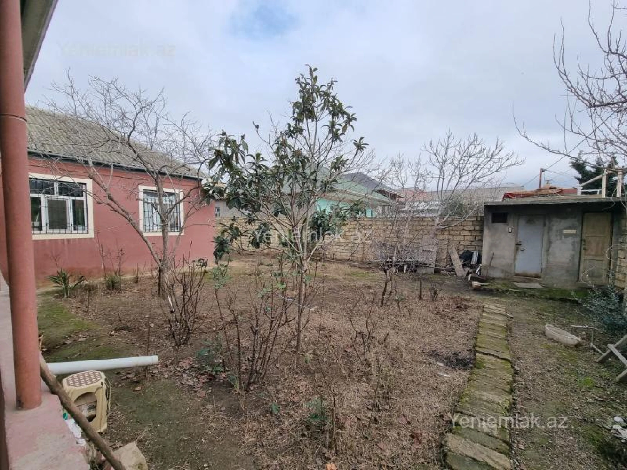 Satılır 4 otaqlı həyət evi 120 m²