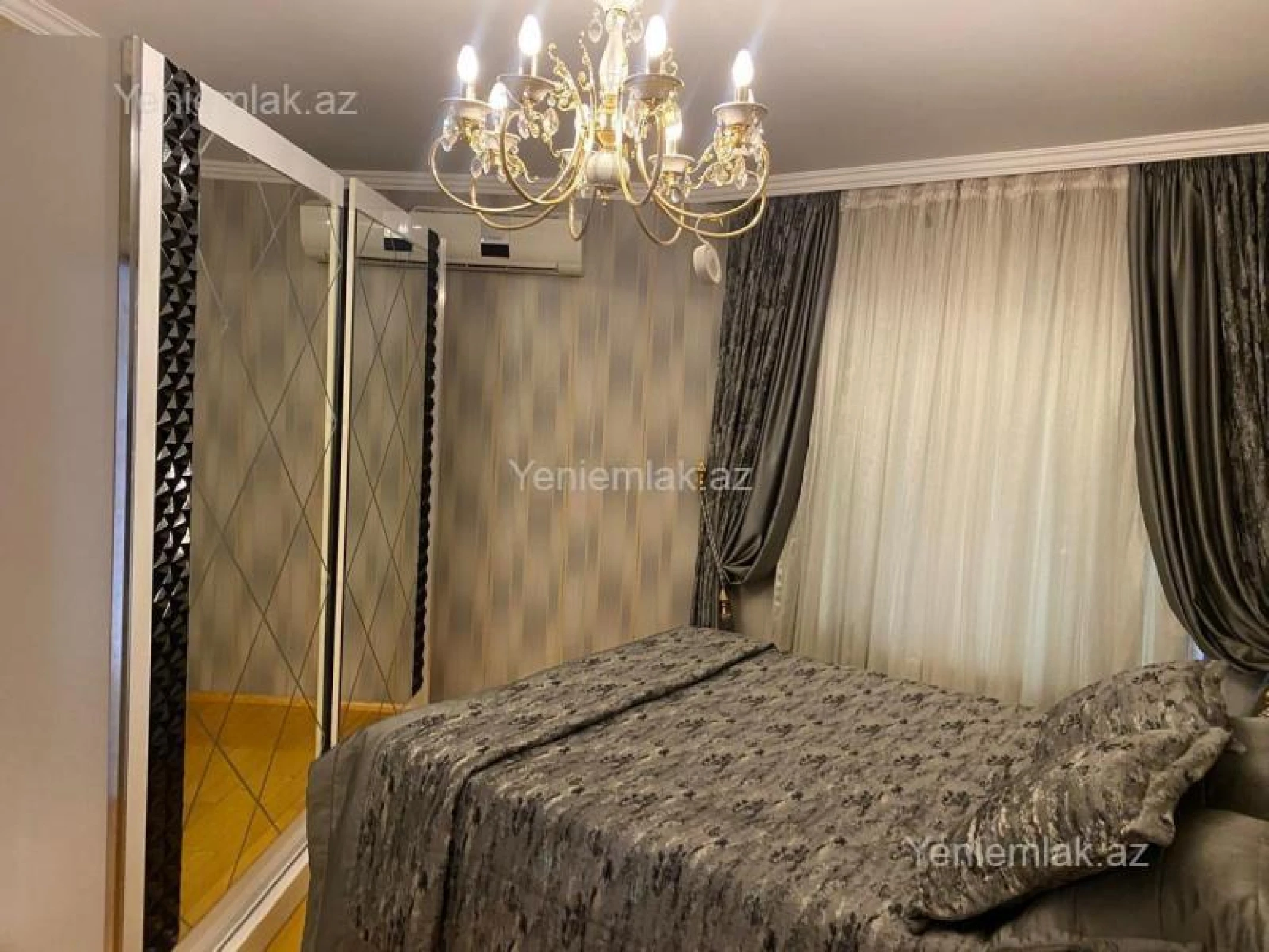 Satılır 3 otaqlı köhnə tikili 100 m²