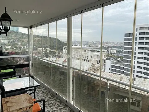 Satılır 3 otaqlı köhnə tikili 100 m² — Bakı, Səbail 3 otaq 100.00 m²