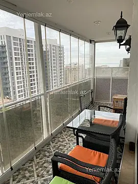 Satılır 3 otaqlı köhnə tikili 100 m²