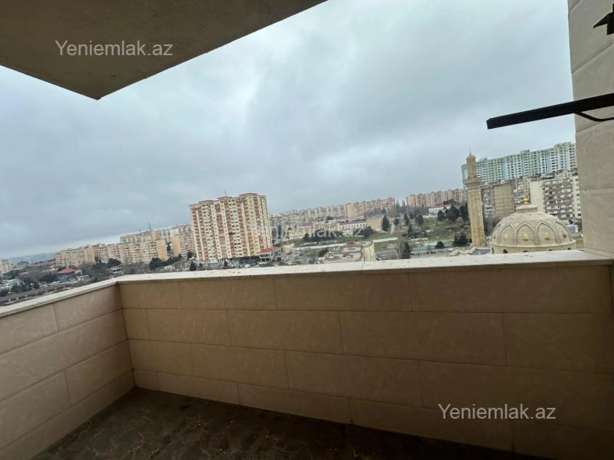 Satılır 3 otaqlı yeni tikili 130 m²