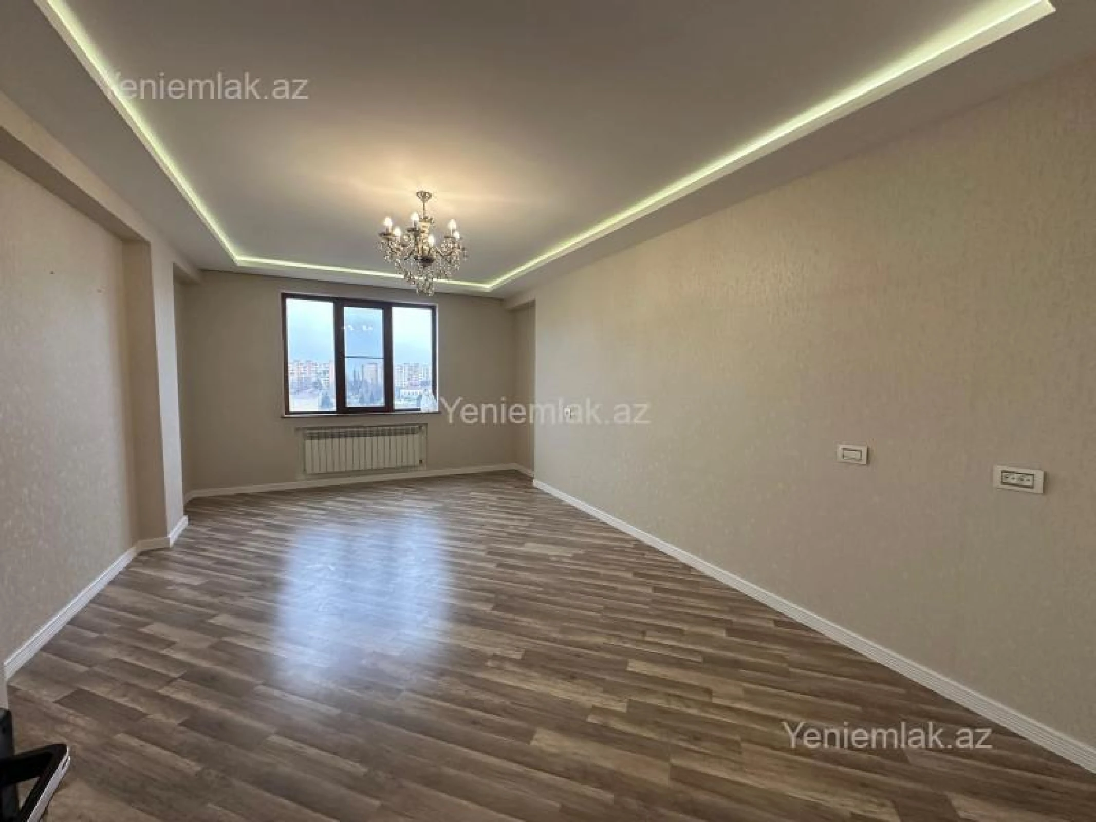 Satılır 3 otaqlı yeni tikili 130 m²