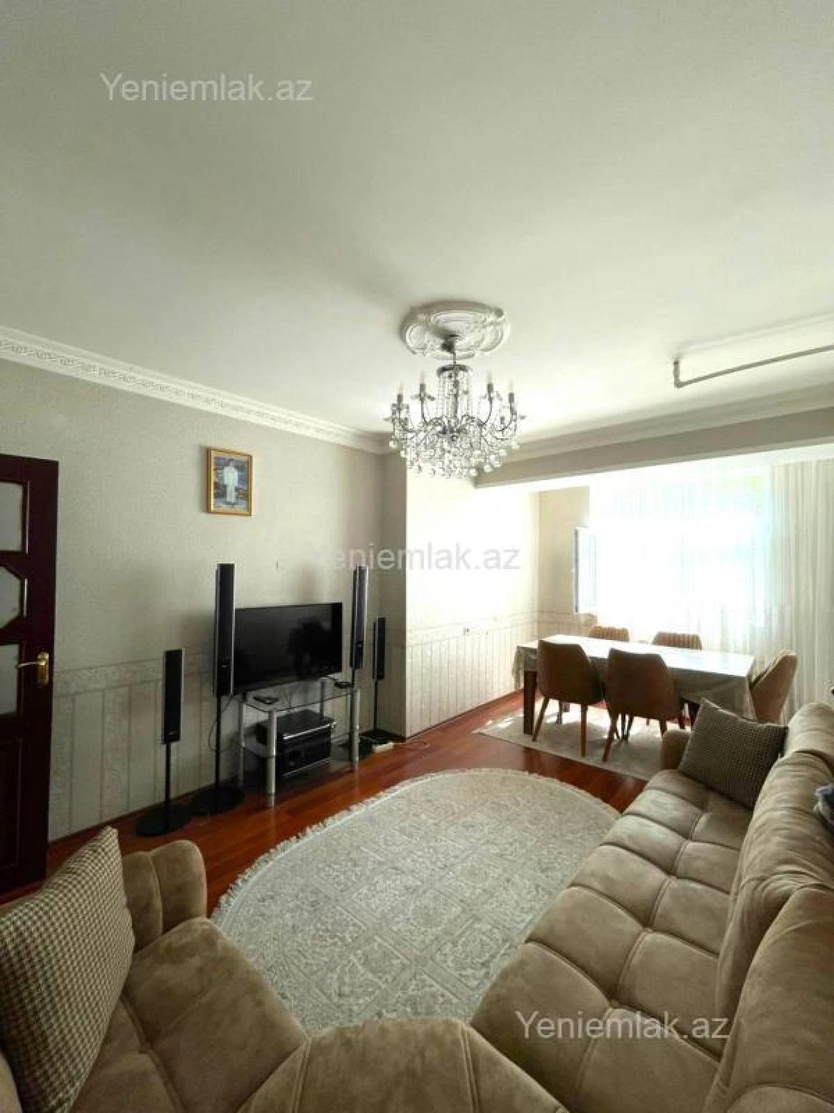Satılır 4 otaqlı köhnə tikili 120 m²