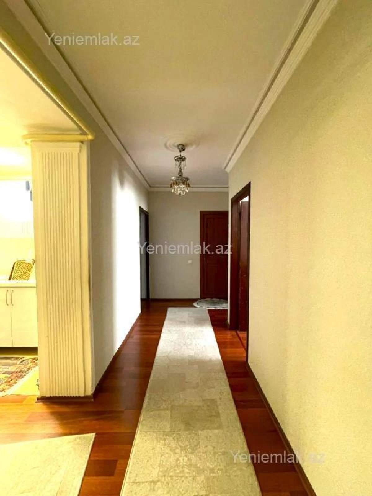 Satılır 4 otaqlı köhnə tikili 120 m²