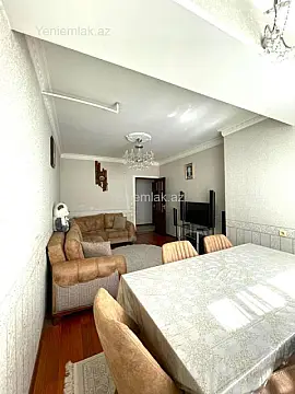 Satılır 4 otaqlı köhnə tikili 120 m²