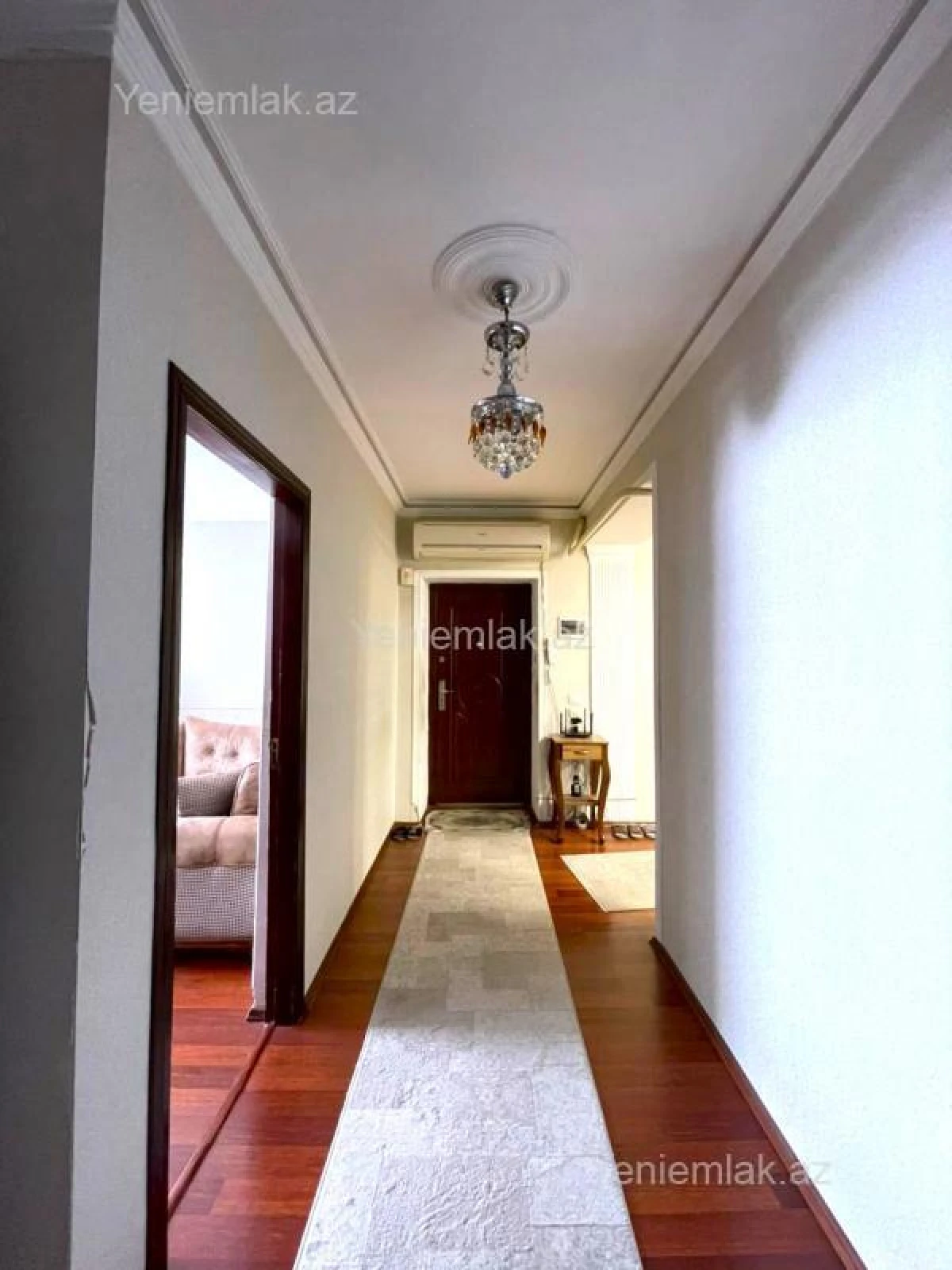Satılır 4 otaqlı köhnə tikili 120 m²