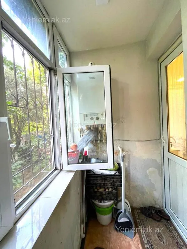 Satılır 4 otaqlı köhnə tikili 120 m²