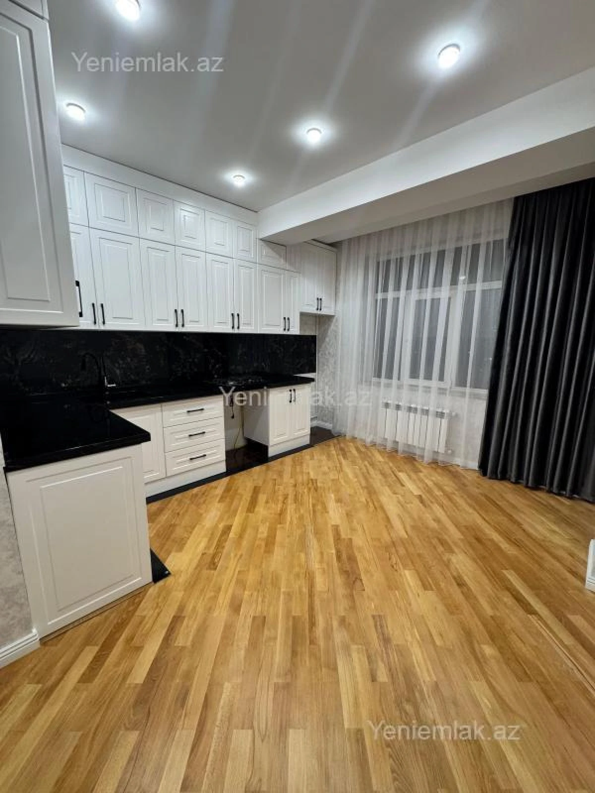 Satılır 4 otaqlı yeni tikili 155 m²