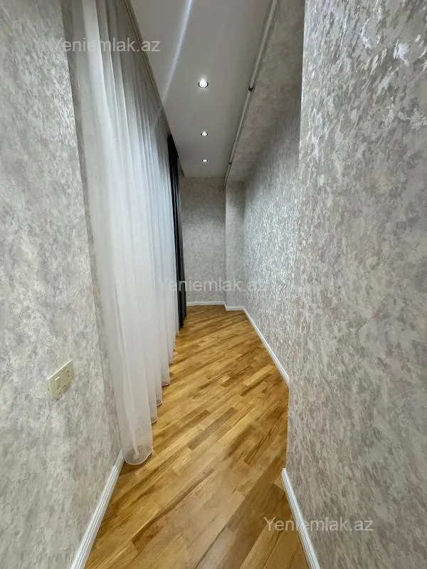 Satılır 4 otaqlı yeni tikili 155 m²