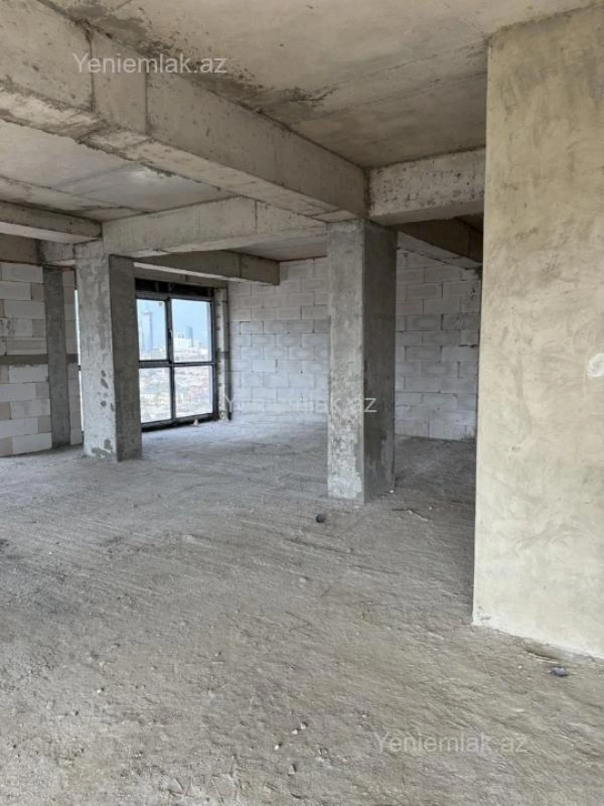 Satılır 3 otaqlı yeni tikili 128 m²