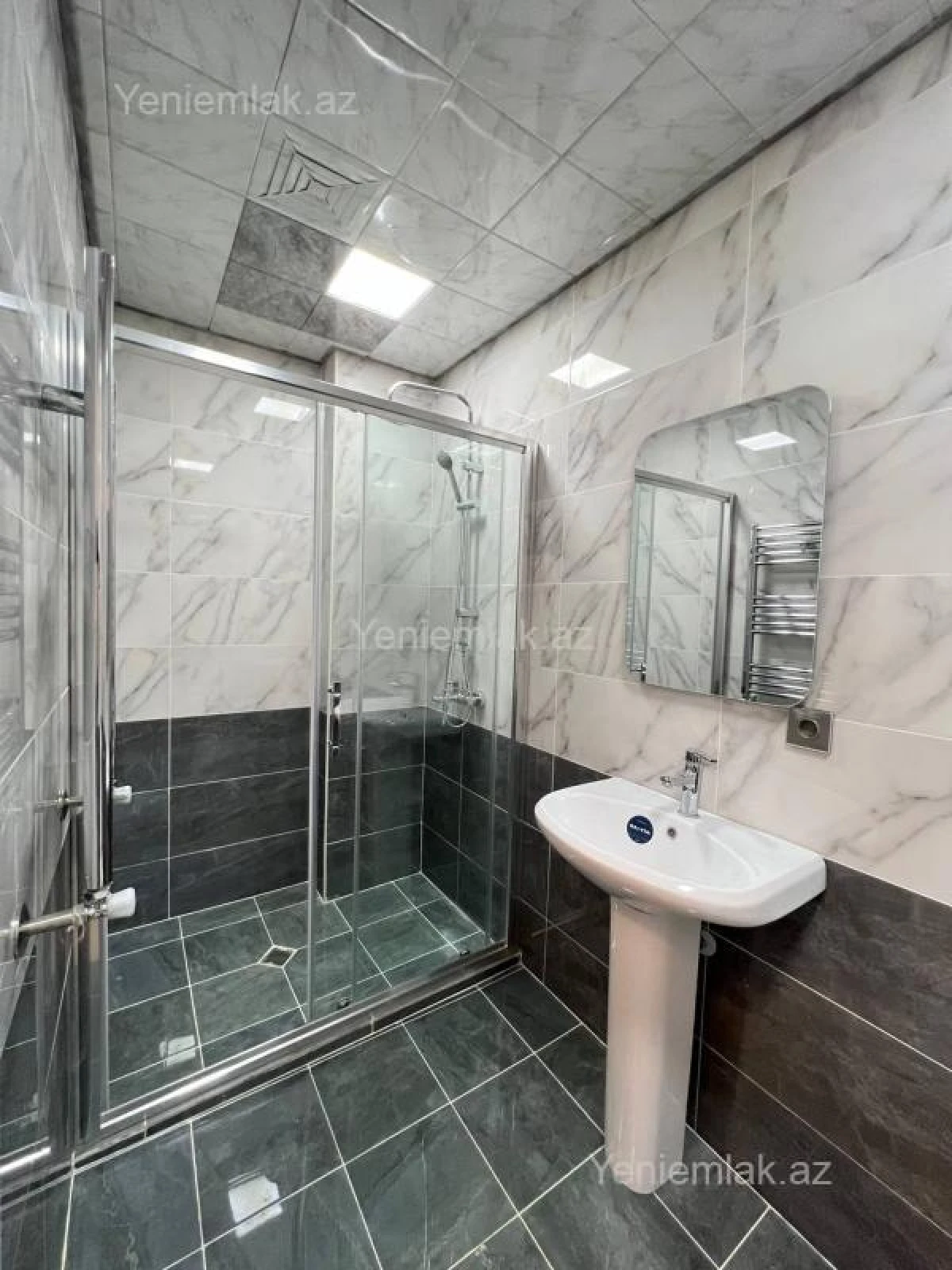 Satılır 3 otaqlı yeni tikili 72 m²