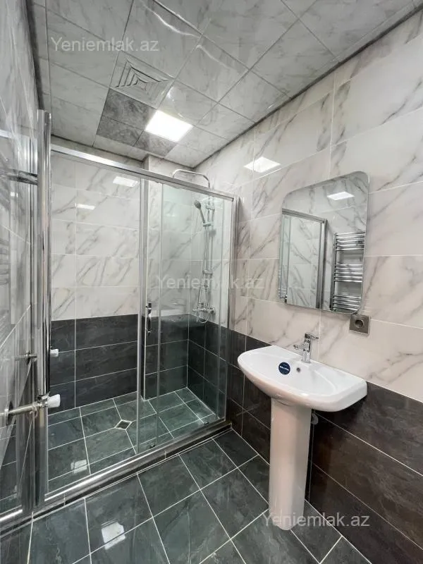 Satılır 3 otaqlı yeni tikili 72 m²
