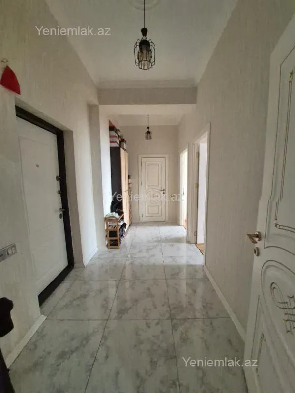 Satılır 3 otaqlı yeni tikili 72 m²