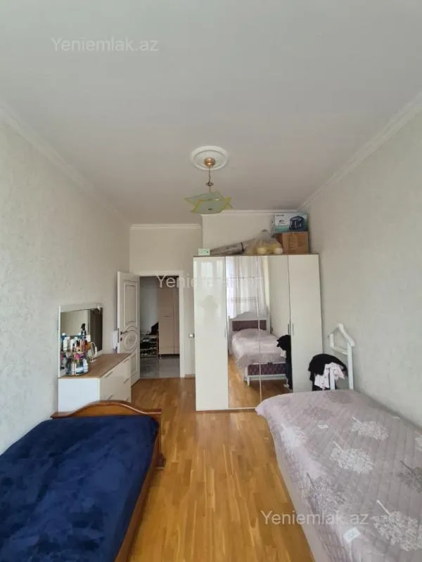 Satılır 3 otaqlı yeni tikili 72 m²