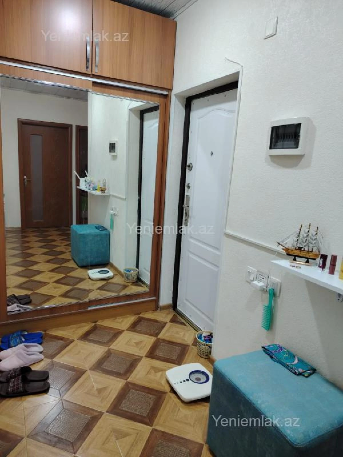 Satılır 3 otaqlı köhnə tikili 80 m²