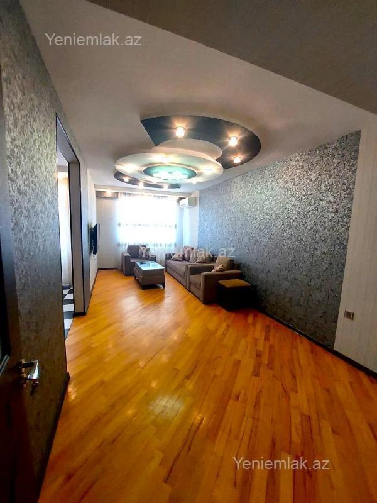 Satılır 3 otaqlı yeni tikili 155 m²