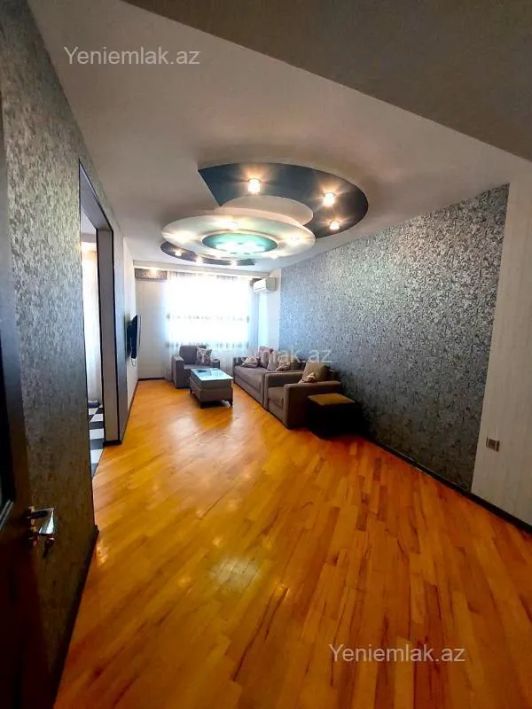 Satılır 3 otaqlı yeni tikili 155 m²