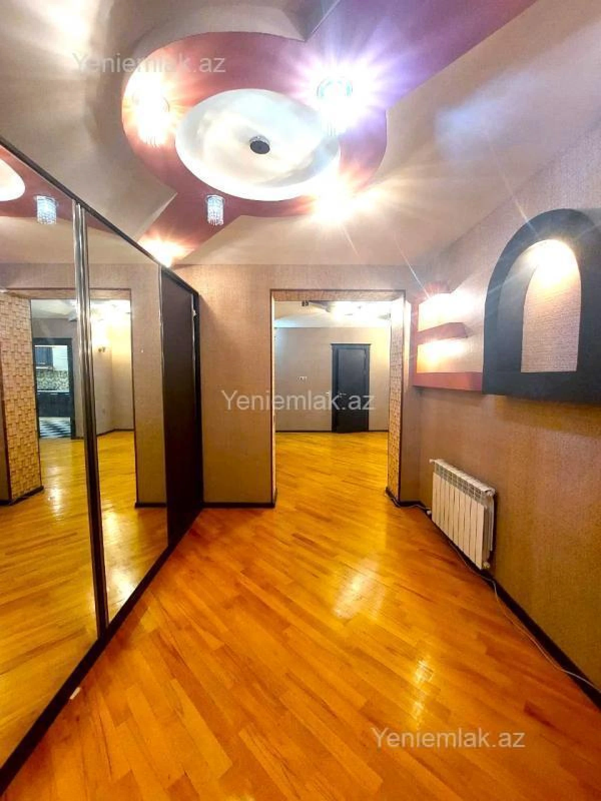 Satılır 3 otaqlı yeni tikili 155 m²