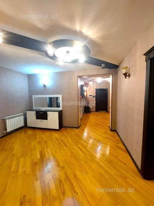 Satılır 3 otaqlı yeni tikili 155 m²