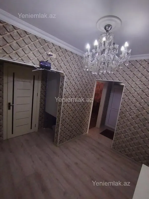 Satılır 4 otaqlı köhnə tikili 96 m²