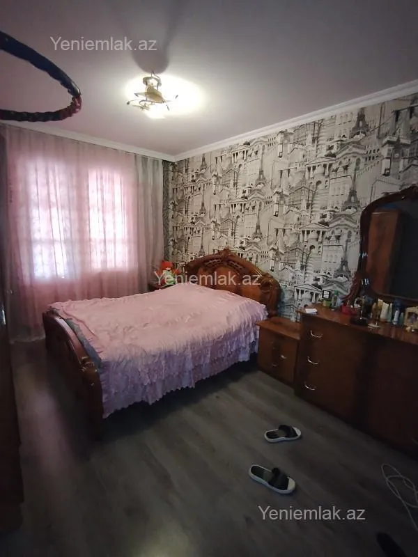 Satılır 4 otaqlı köhnə tikili 96 m²