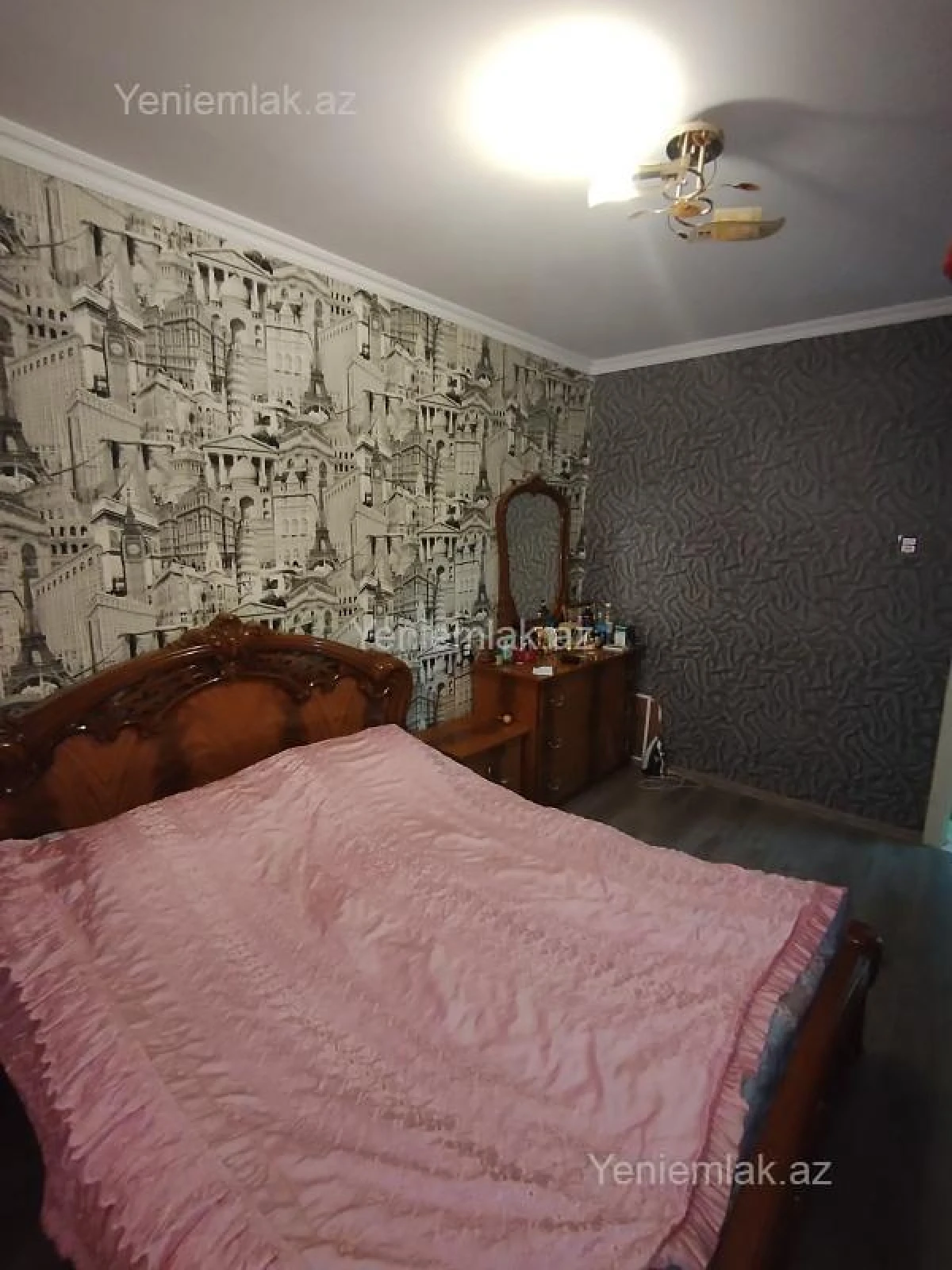 Satılır 4 otaqlı köhnə tikili 96 m²