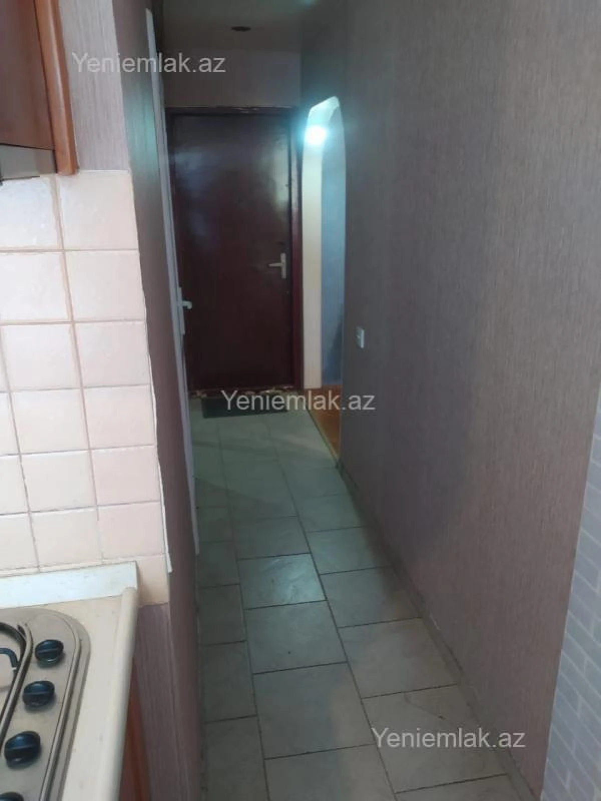 Satılır 1 otaqlı köhnə tikili 40 m²