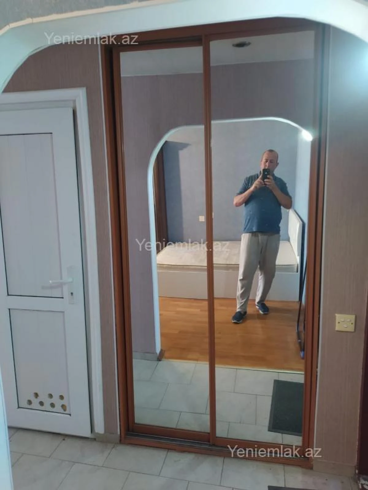 Satılır 1 otaqlı köhnə tikili 40 m²