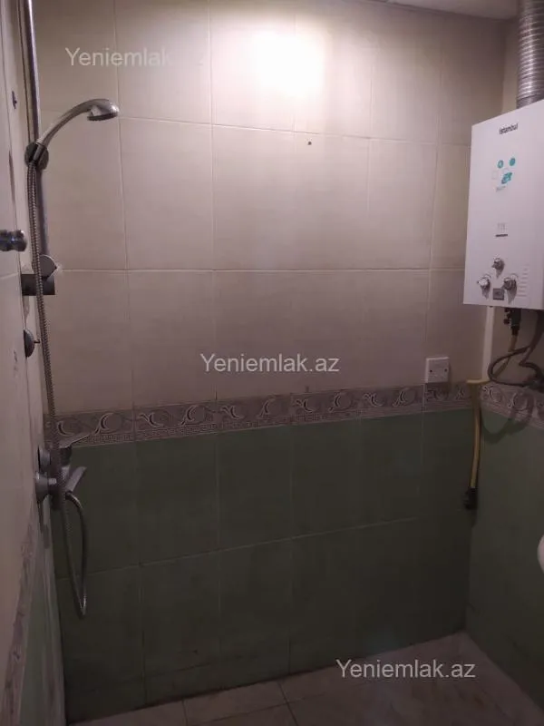 Satılır 1 otaqlı köhnə tikili 40 m²