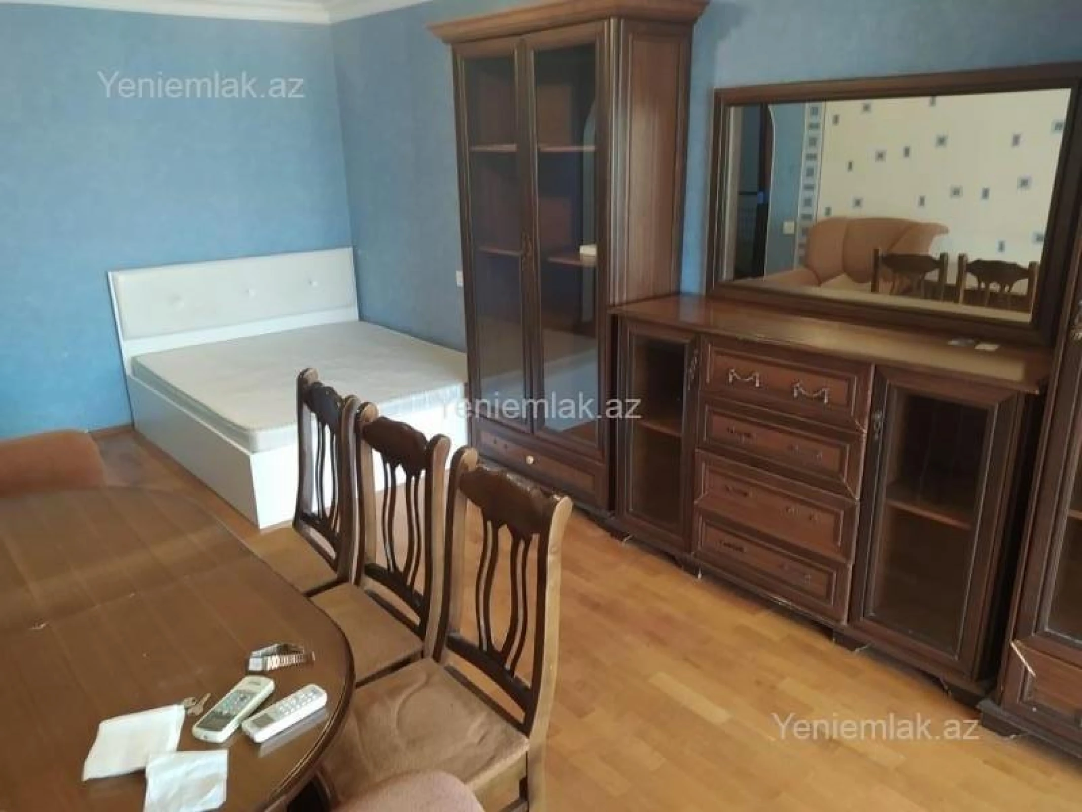 Satılır 1 otaqlı köhnə tikili 40 m²