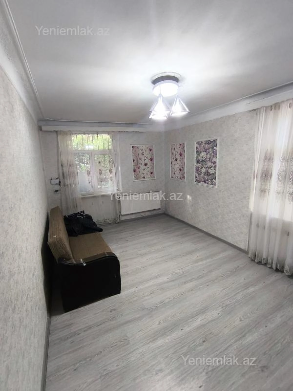 Satılır 1 otaqlı köhnə tikili 60 m²