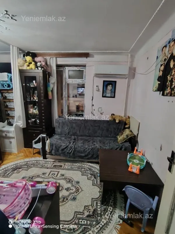 Satılır 1 otaqlı köhnə tikili 30 m²