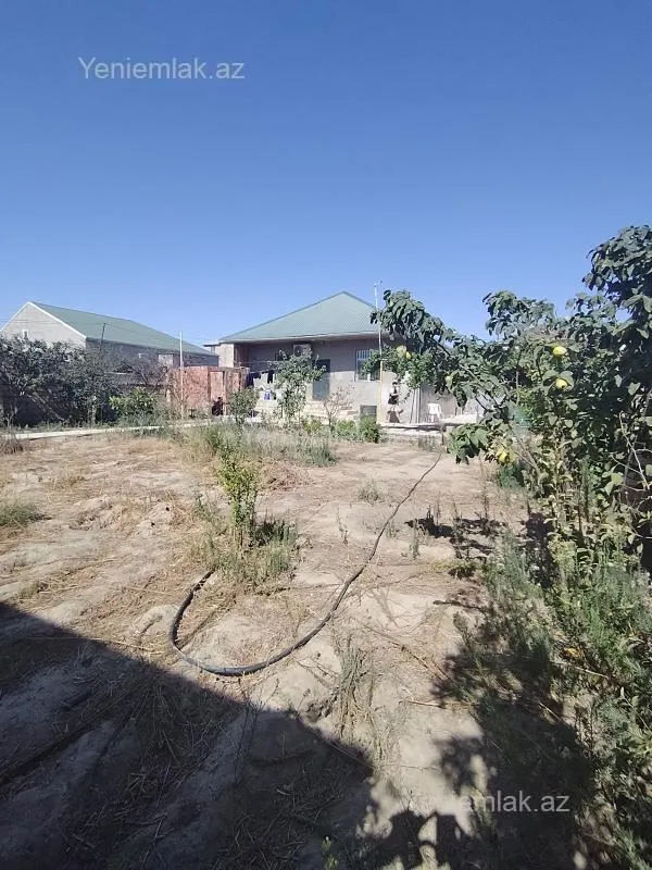 Satılır 4 otaqlı həyət evi 120 m²