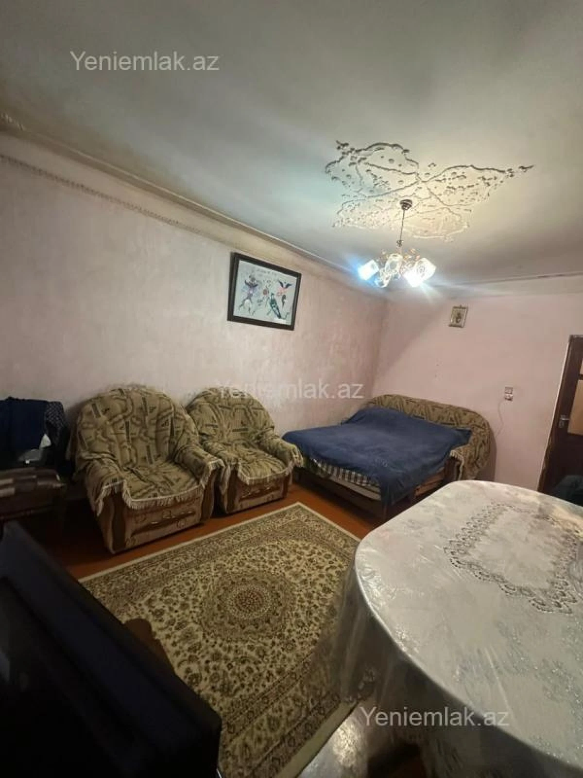 Satılır 2 otaqlı köhnə tikili 68 m²