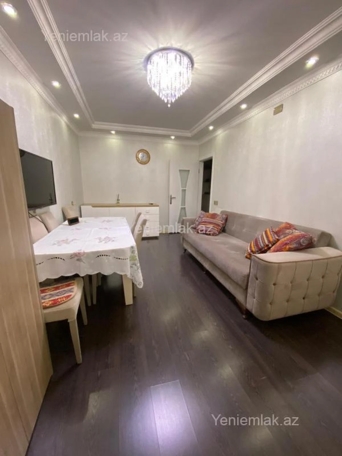 Satılır 4 otaqlı köhnə tikili 110 m²