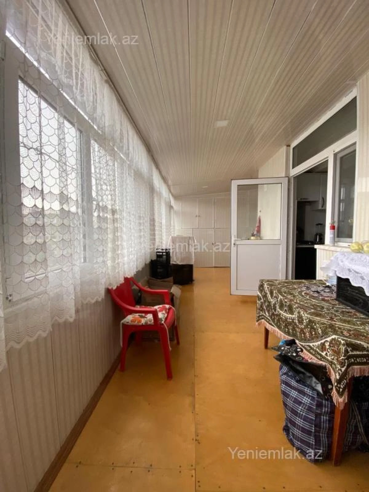 Satılır 4 otaqlı köhnə tikili 110 m²